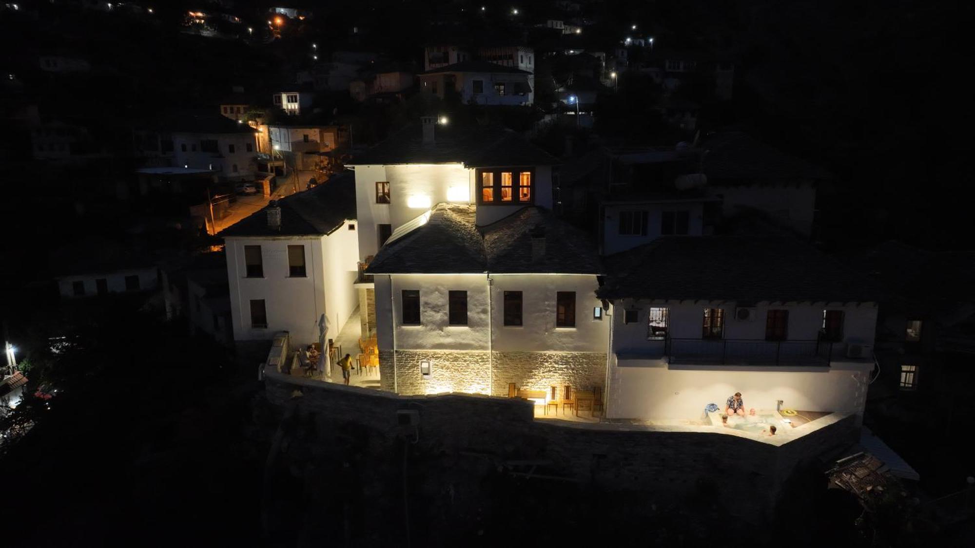 Aqueduct Inn Gjirokastër Exterior foto