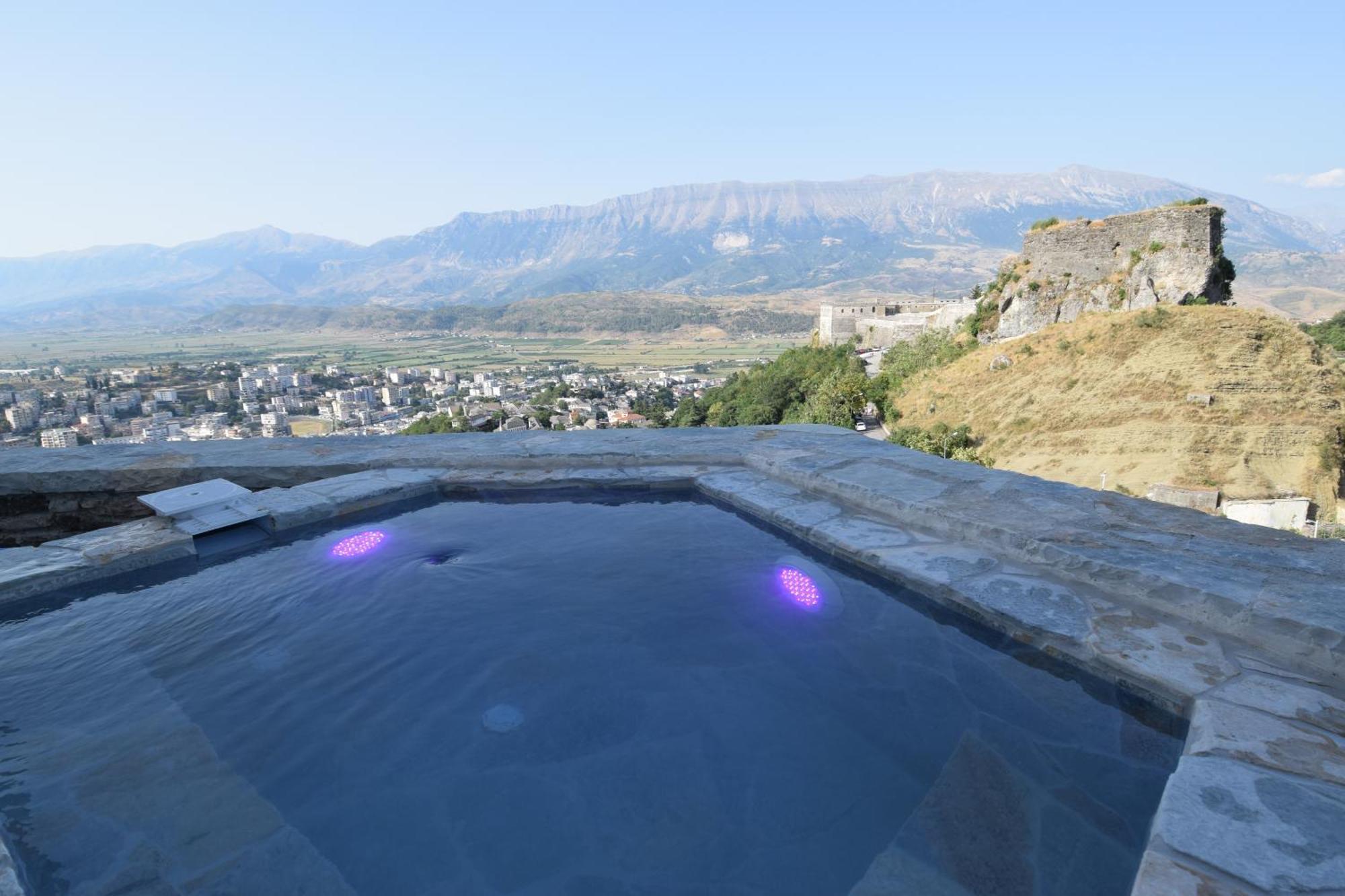 Aqueduct Inn Gjirokastër Exterior foto