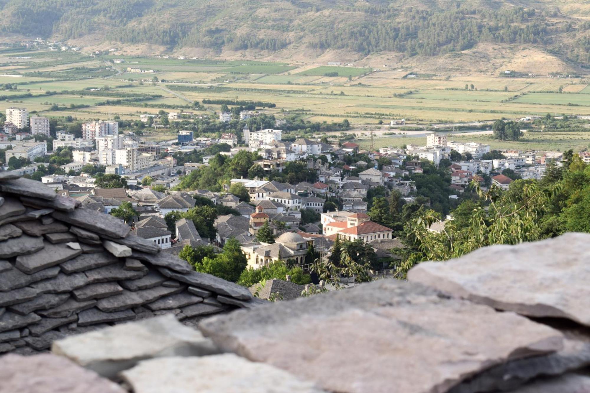 Aqueduct Inn Gjirokastër Exterior foto